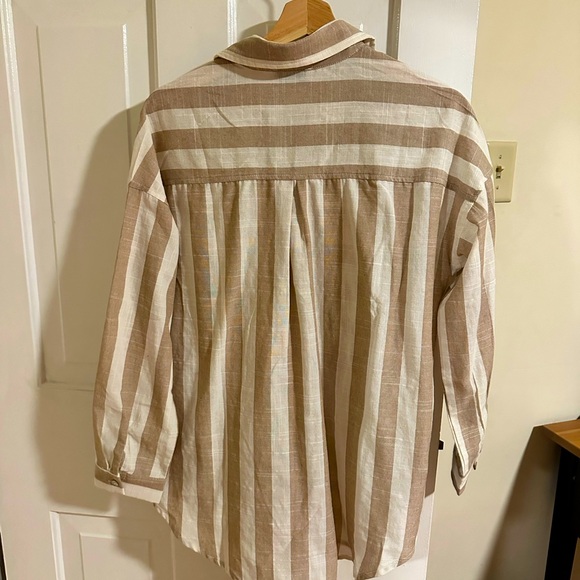 Tan and cream button up shirt - Picture 2 of 2